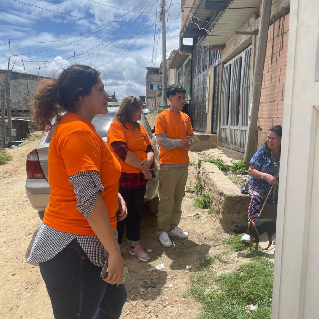 Voluntarios en Soacha, Colombia